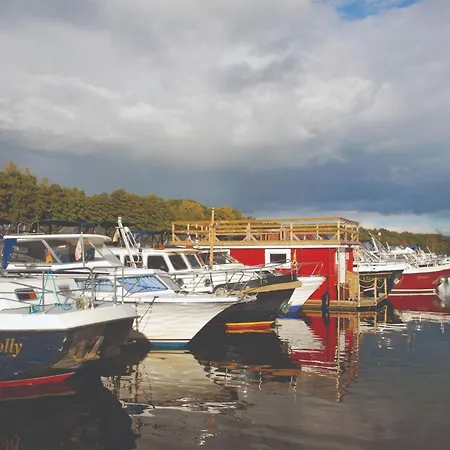 In Am Mueritzsee * Buchholz (Mecklenburg-Vorpommern)